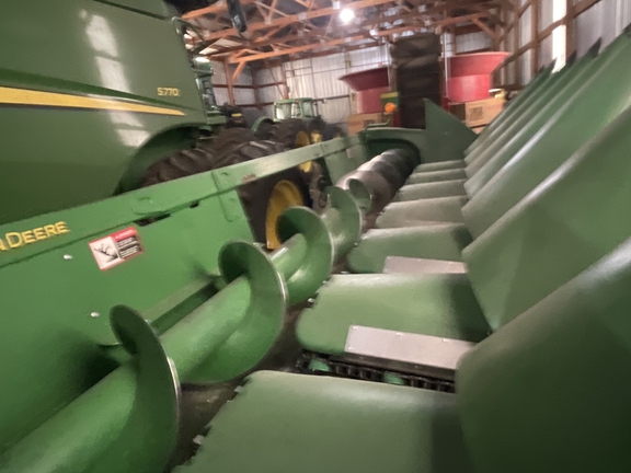 2014 John Deere 608C Header Corn Head