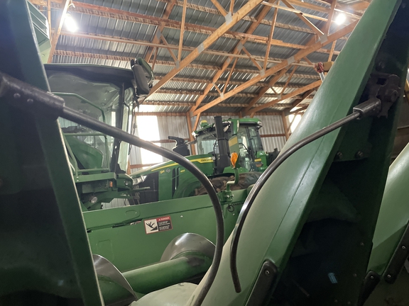 2014 John Deere 608C Header Corn Head