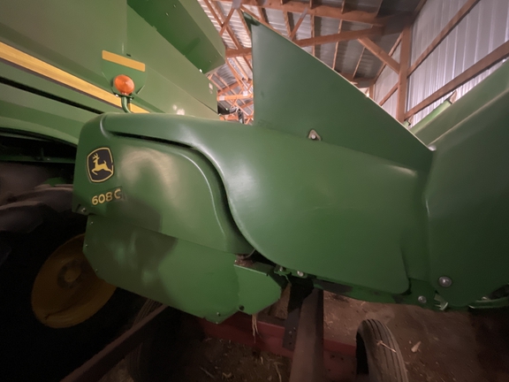 2014 John Deere 608C Header Corn Head