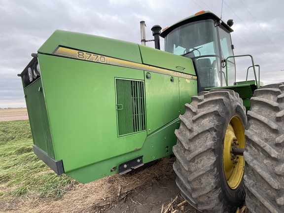1994 John Deere 8770 Tractor 4WD