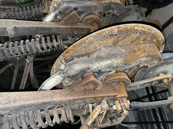 2002 John Deere 1860 Air Seeder