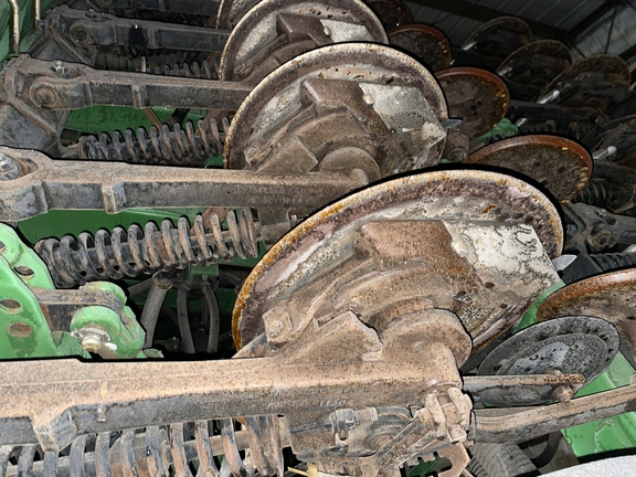 2002 John Deere 1860 Air Seeder