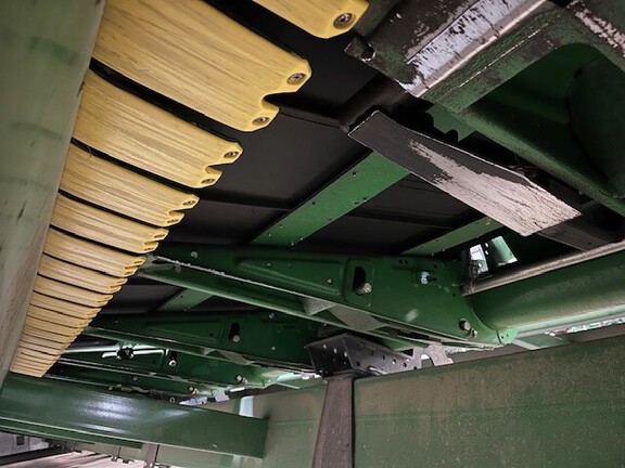 2020 John Deere 745FD Header Combine