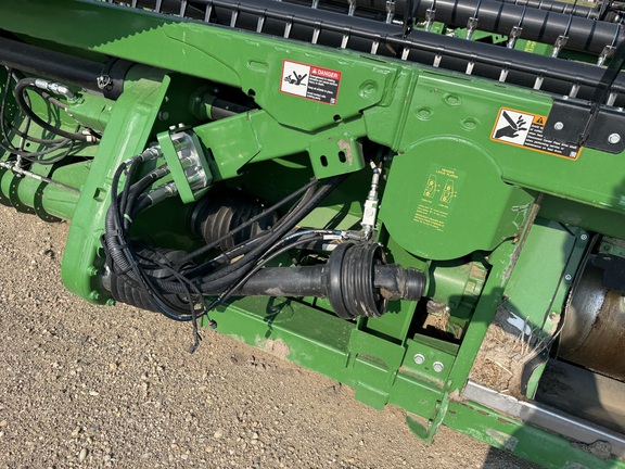 2020 John Deere 745FD Header Combine