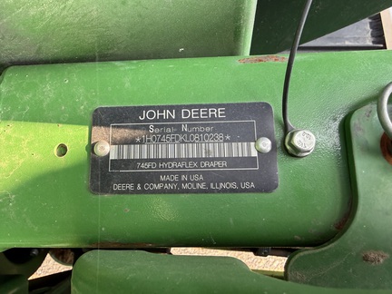2020 John Deere 745FD Header Combine
