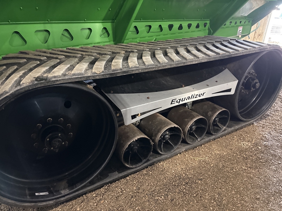 2020 Brent 1596 Grain Cart