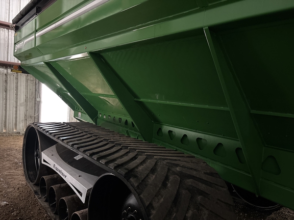 2020 Brent 1596 Grain Cart
