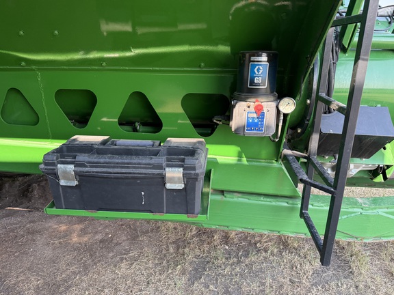 2020 Brent 1596 Grain Cart