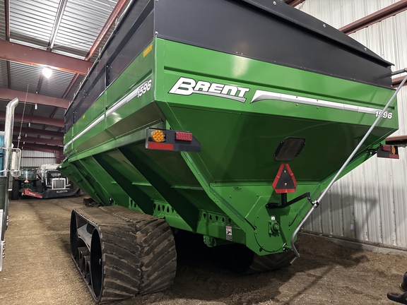 2020 Brent 1596 Grain Cart