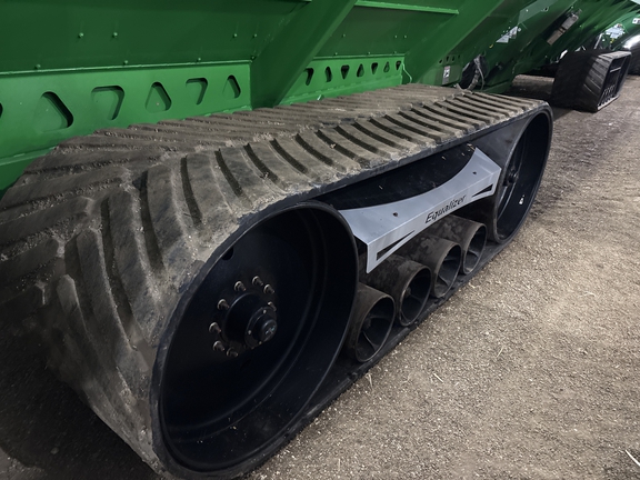 2020 Brent 1596 Grain Cart