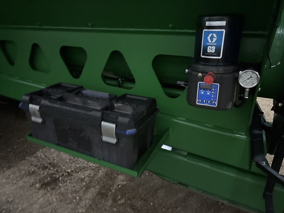 2020 Brent 1596 Grain Cart