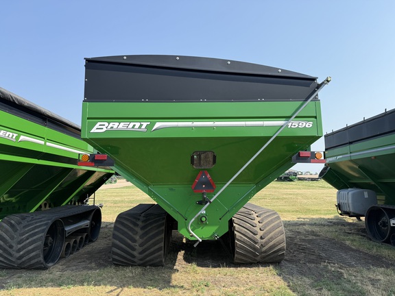 2020 Brent 1596 Grain Cart