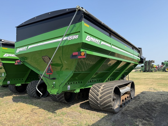 2020 Brent 1596 Grain Cart