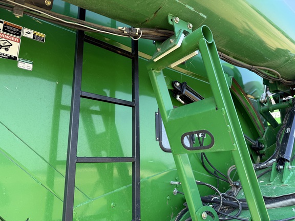 2020 Brent 1596 Grain Cart