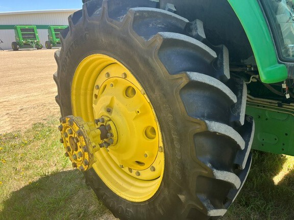 2010 John Deere 7530 Premium Tractor