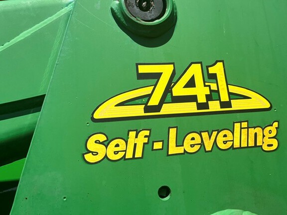 2010 John Deere 7530 Premium Tractor