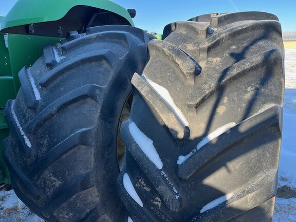 2011 John Deere 9330 Tractor 4WD