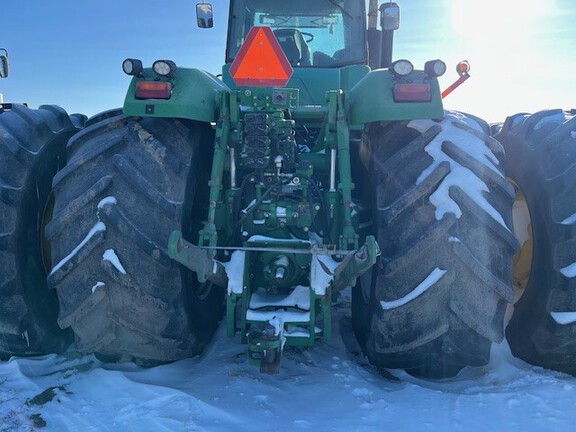 2011 John Deere 9330 Tractor 4WD