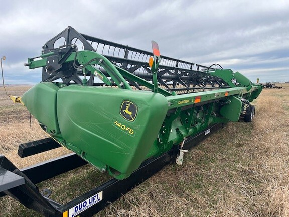 2014 John Deere 640FD Header Combine
