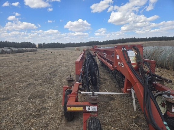 2002 H&S HD18 Rake