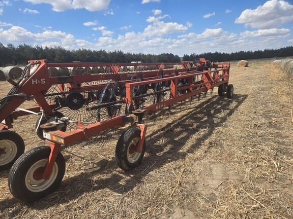 2002 H&S HD18 Rake