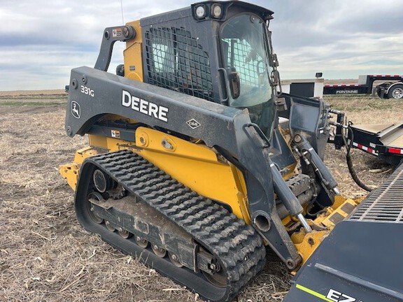 2018 John Deere 331G Compact Track Loader