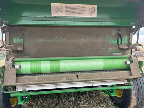 2016 John Deere 569 Baler/Round
