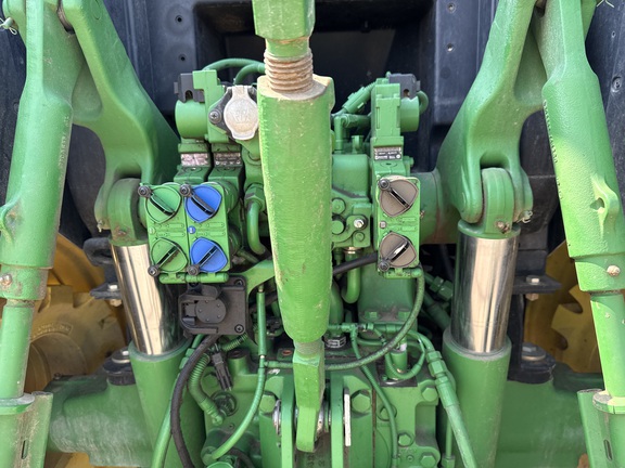 2015 John Deere 6150R Tractor