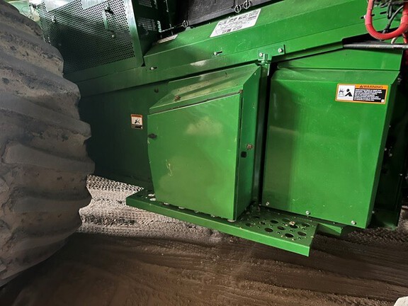 2022 John Deere S780 Combine
