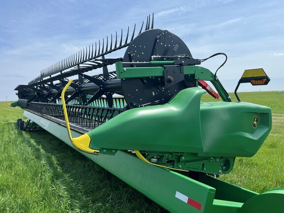 2022 John Deere RD45F Header Combine