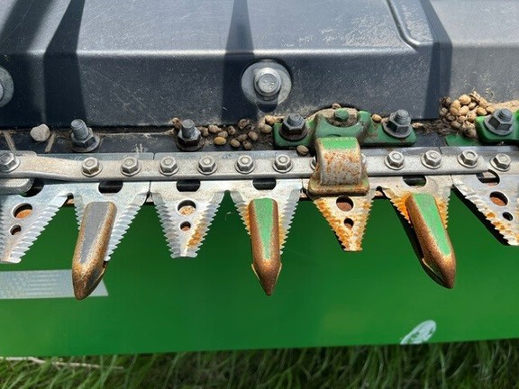 2022 John Deere RD45F Header Combine