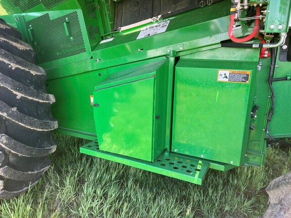 2022 John Deere S780 Combine