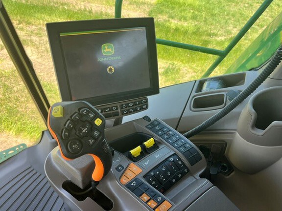 2022 John Deere S780 Combine