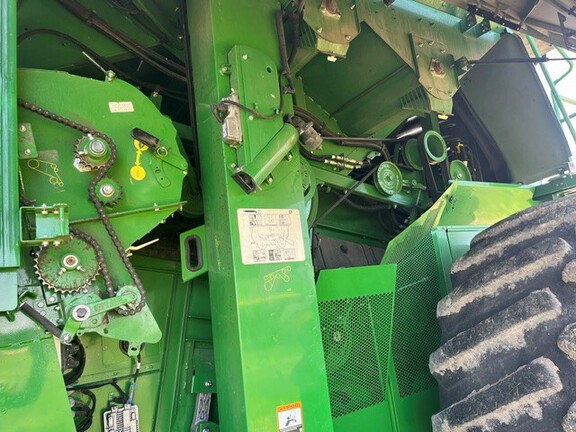 2022 John Deere S780 Combine