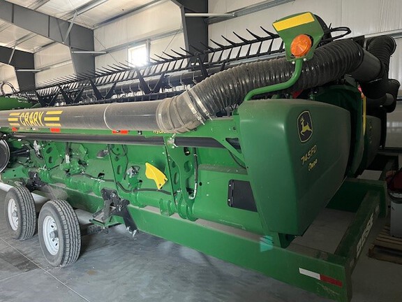 2020 John Deere 745FD Header Combine