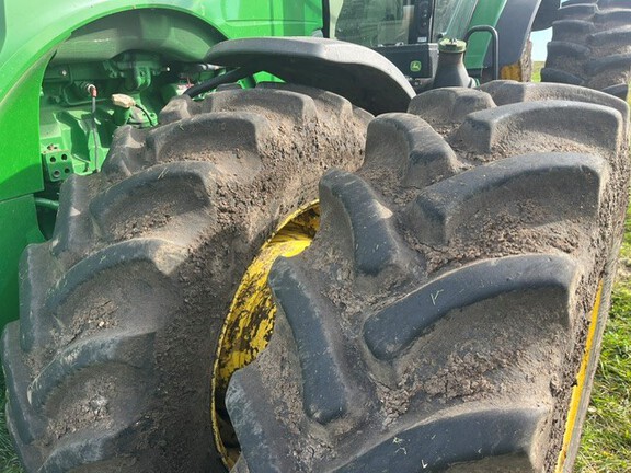 2017 John Deere 8370R Tractor