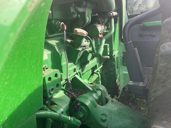 2017 John Deere 8370R Tractor
