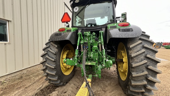 2023 John Deere 6R 165 Tractor