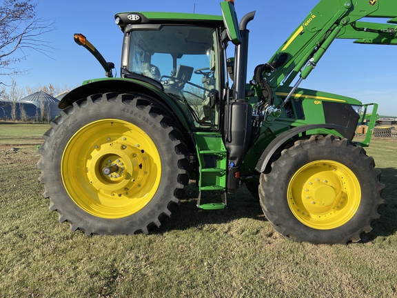 2023 John Deere 6R 215 Tractor