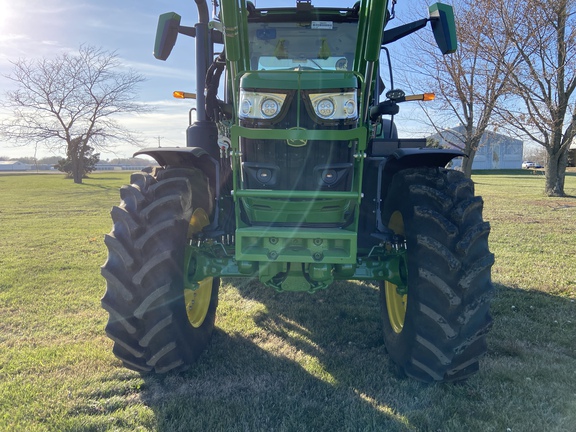 2023 John Deere 6R 215 Tractor