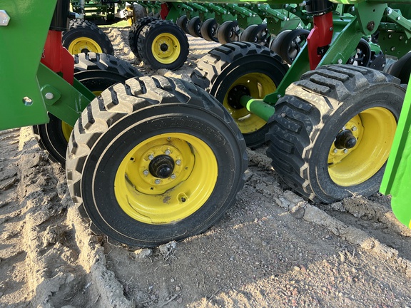 2023 John Deere DB90 Planter