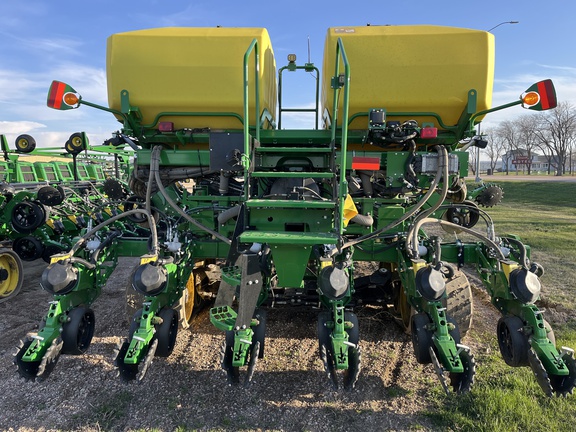 2023 John Deere DB90 Planter