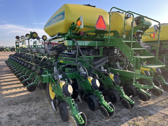 2017 John Deere DB90 Planter