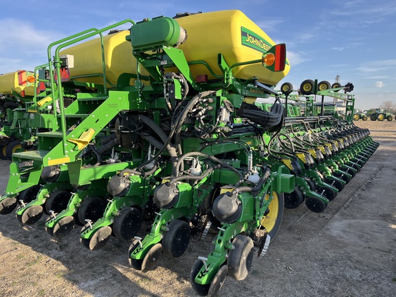 2017 John Deere DB90 Planter