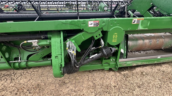 2018 John Deere 645FD Header Combine