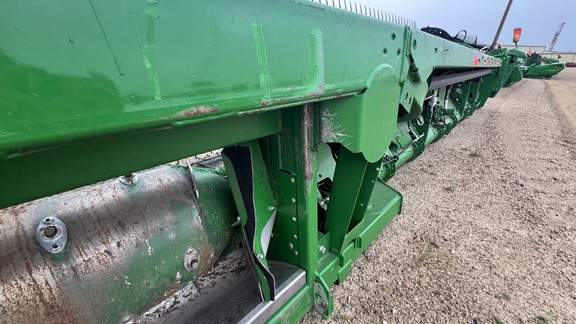 2018 John Deere 645FD Header Combine