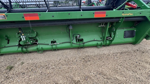 2018 John Deere 645FD Header Combine