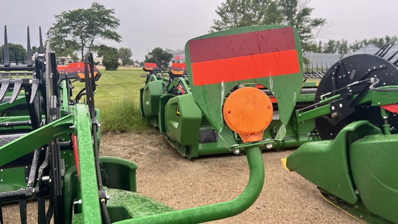 2018 John Deere 645FD Header Combine