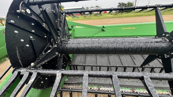 2018 John Deere 645FD Header Combine