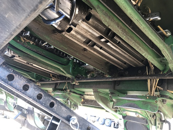 2022 John Deere C12R Header Corn Head